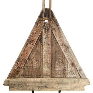 Toraja Triangle Panel