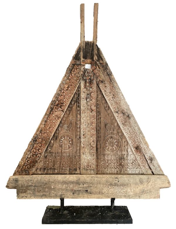 Toraja Triangle Panel