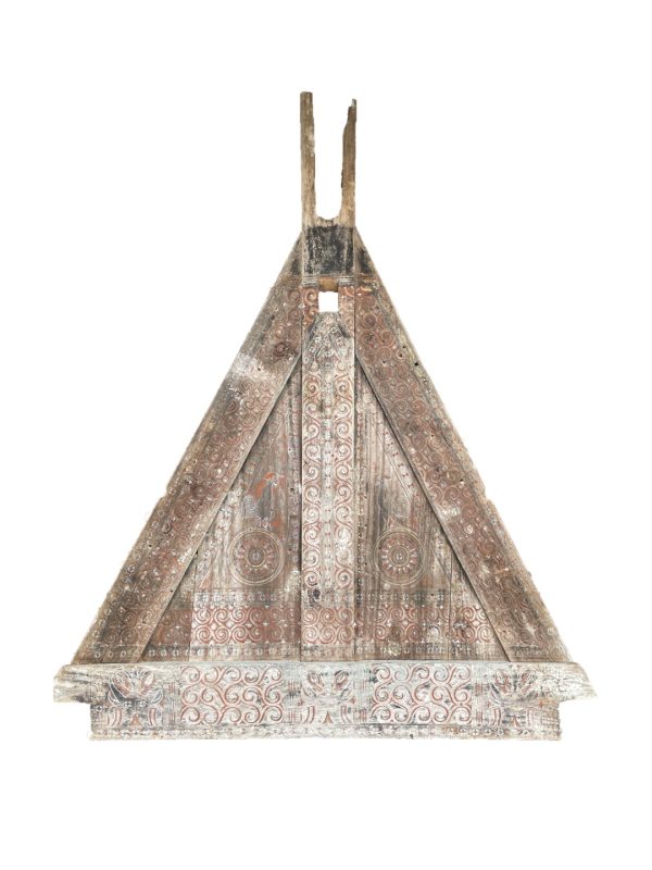 Toraja Tribal Triangle Carving