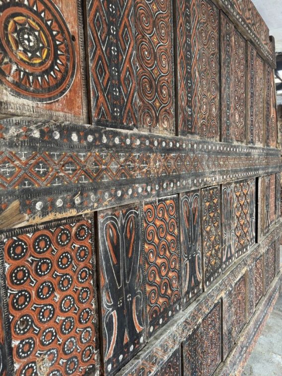 Antique Toraja Tongkonan Carved Wooden Panel - Image 2